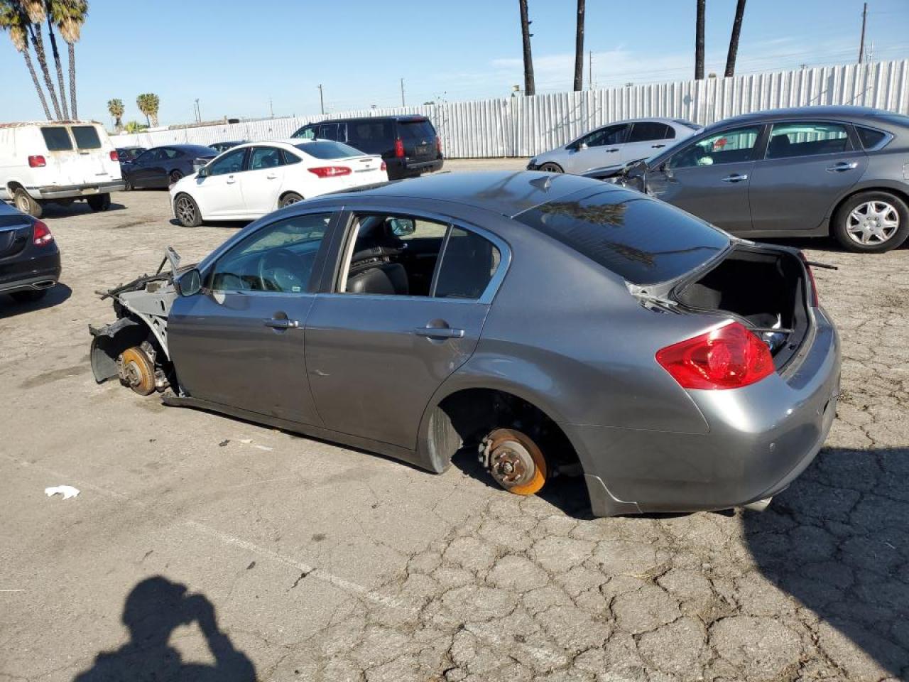 2013 Infiniti G - Image 2