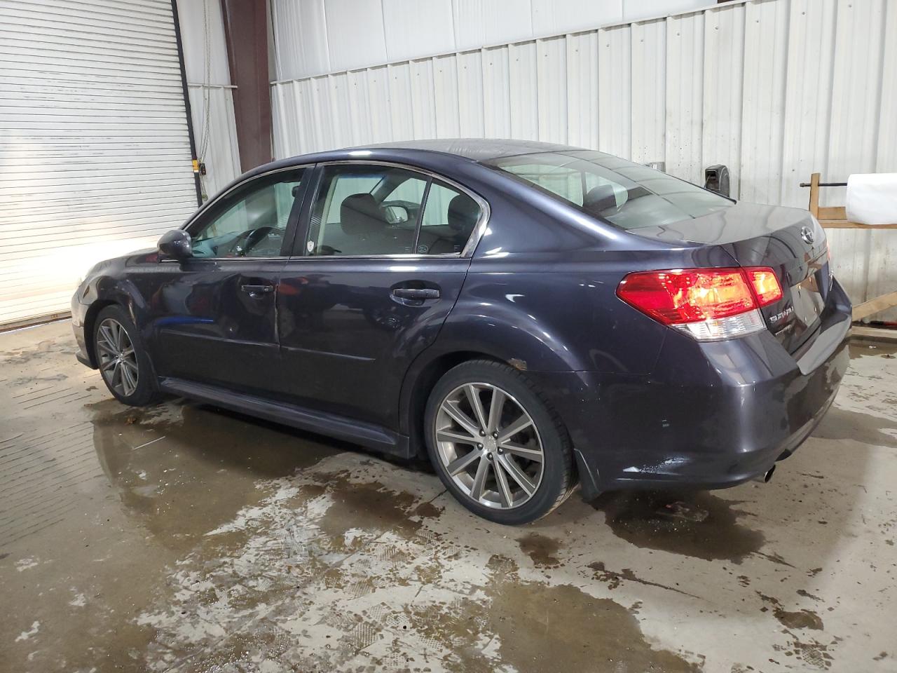 2013 Subaru Legacy - Image 2