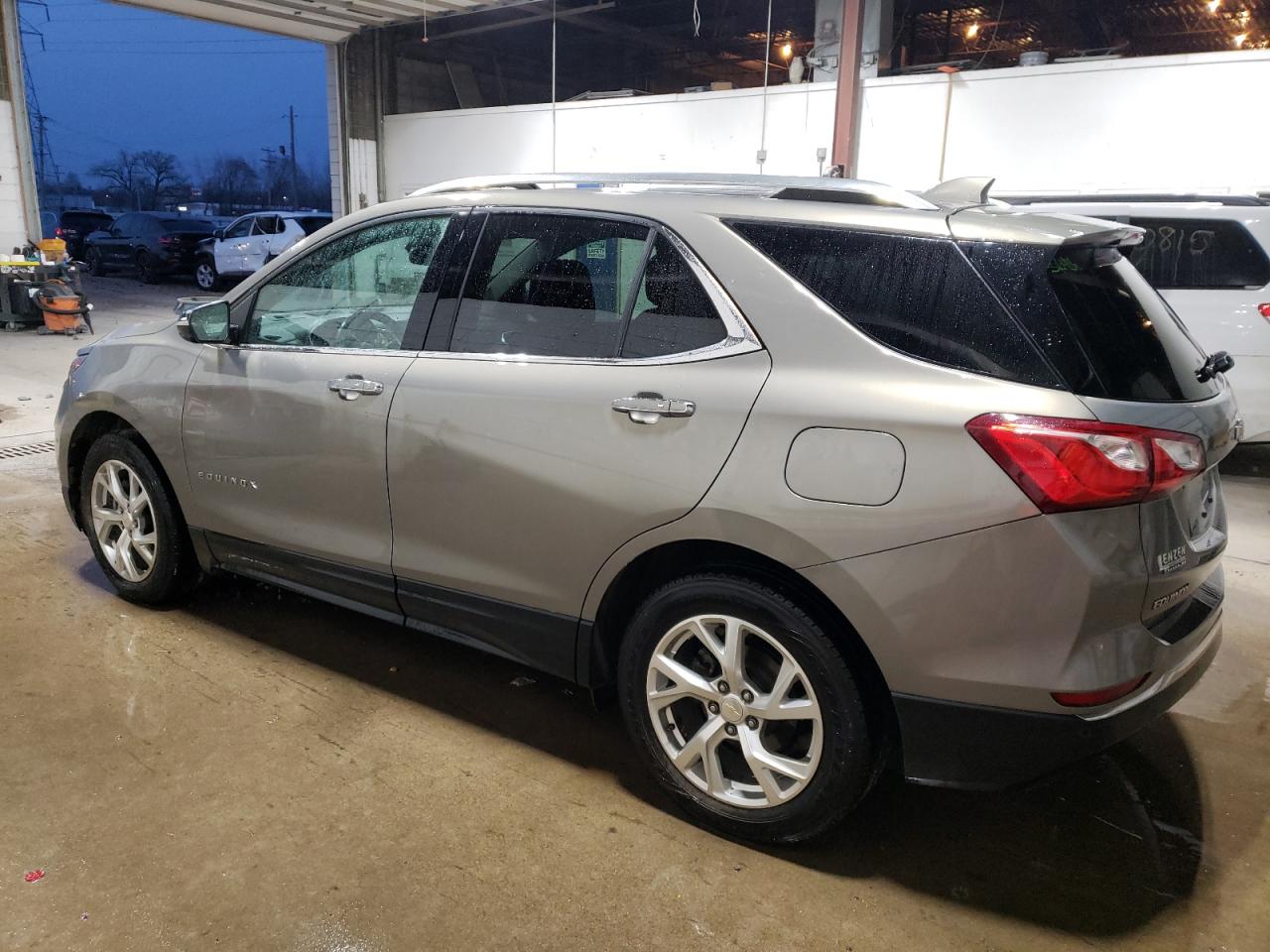 2019 Chevrolet Equinox - Image 2