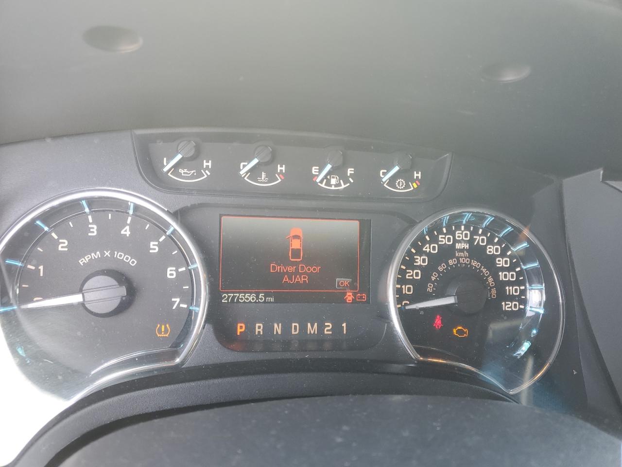 2011 Ford F-150 - Image 9