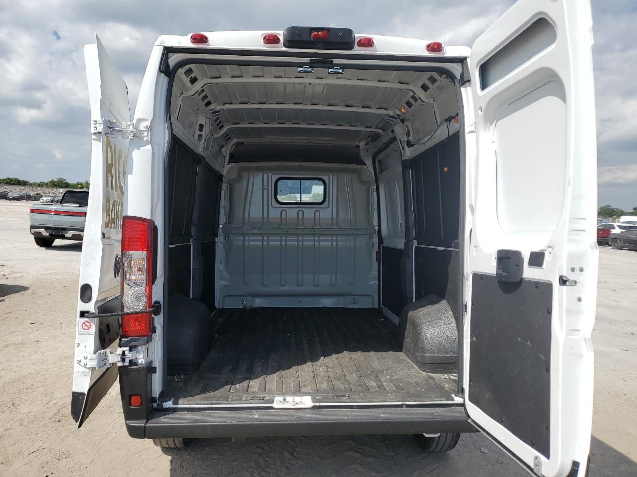 2024 Ram Promaster 1500 1500 High VIN: 3C6LRVBG8RE112521 Lot: 47459985