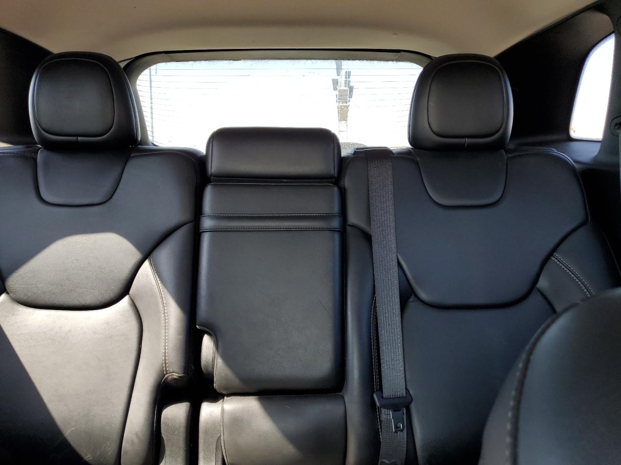 2017 Jeep Grand Cherokee - Image 10