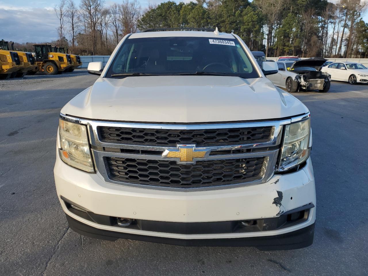 2015 Chevrolet Suburban - Image 5