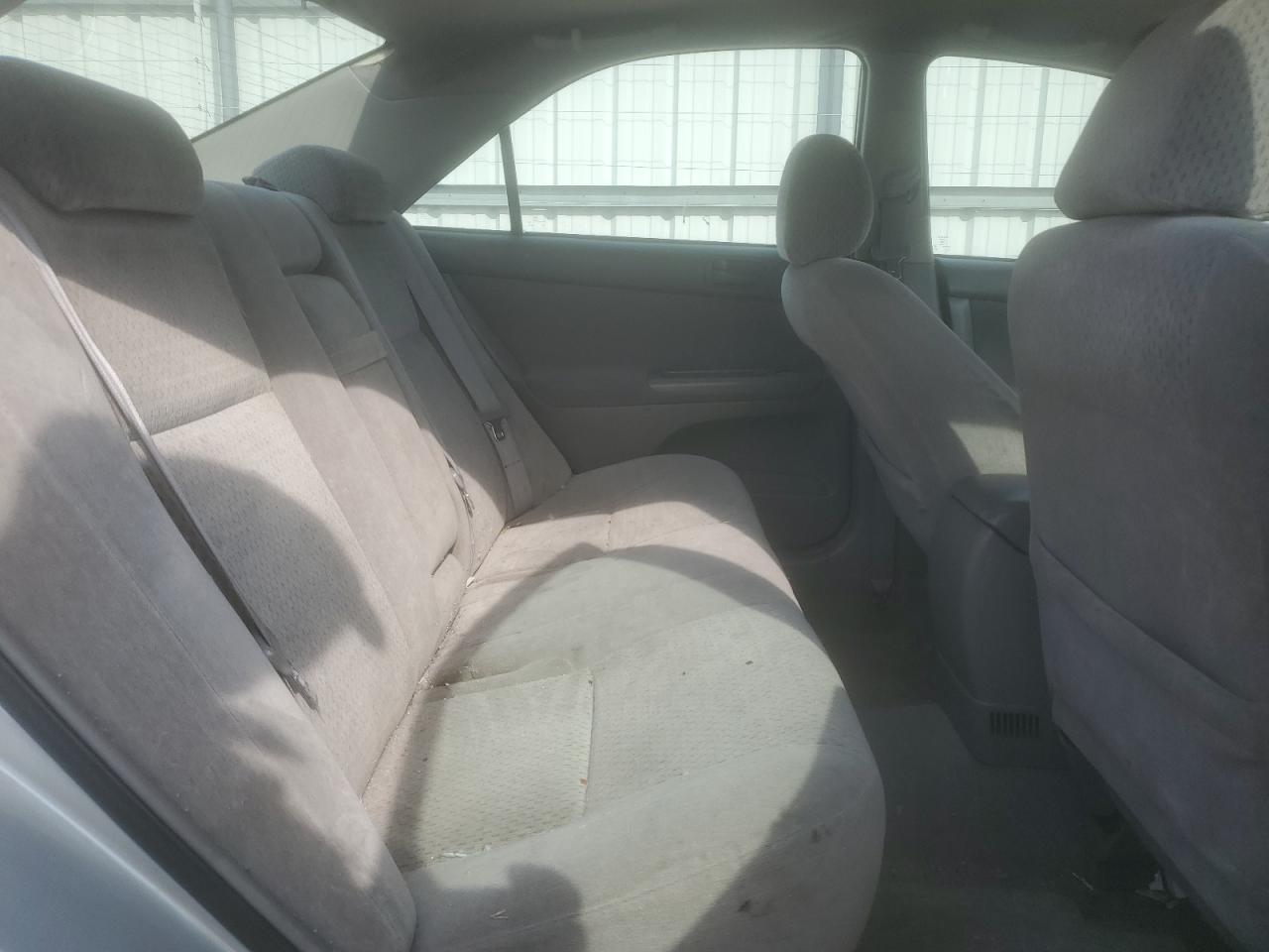 2003 Toyota Camry - Image 10