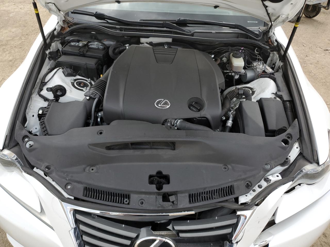 2015 Lexus IS - Image 11