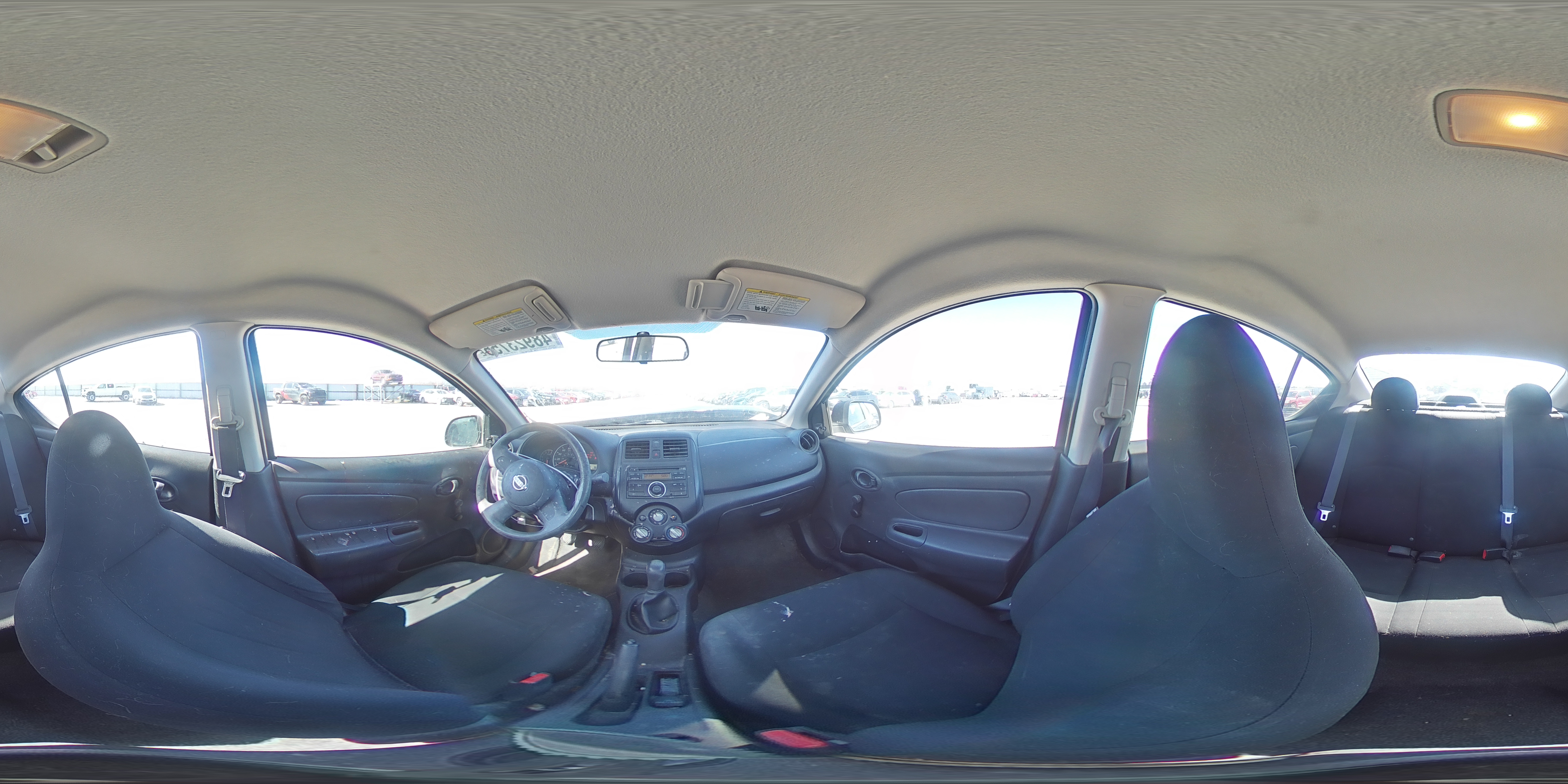 2014 Nissan Versa - Image 13