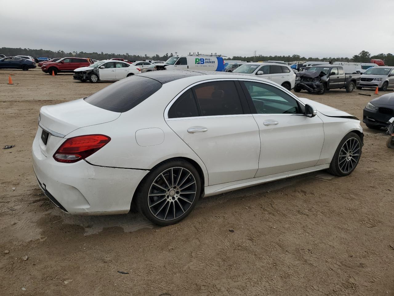 2015 Mercedes-Benz C-klasse - Image 3
