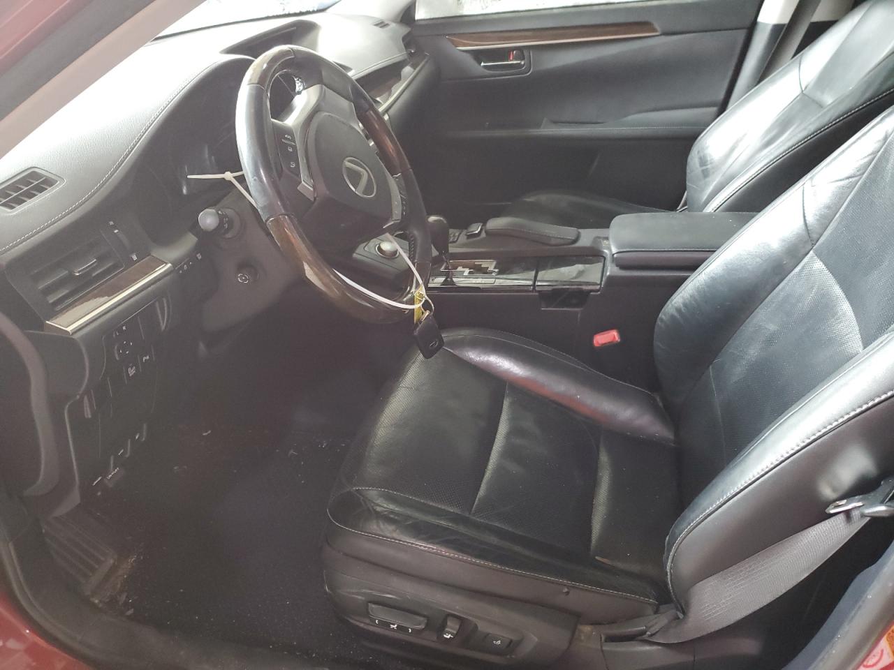2014 Lexus ES - Image 7