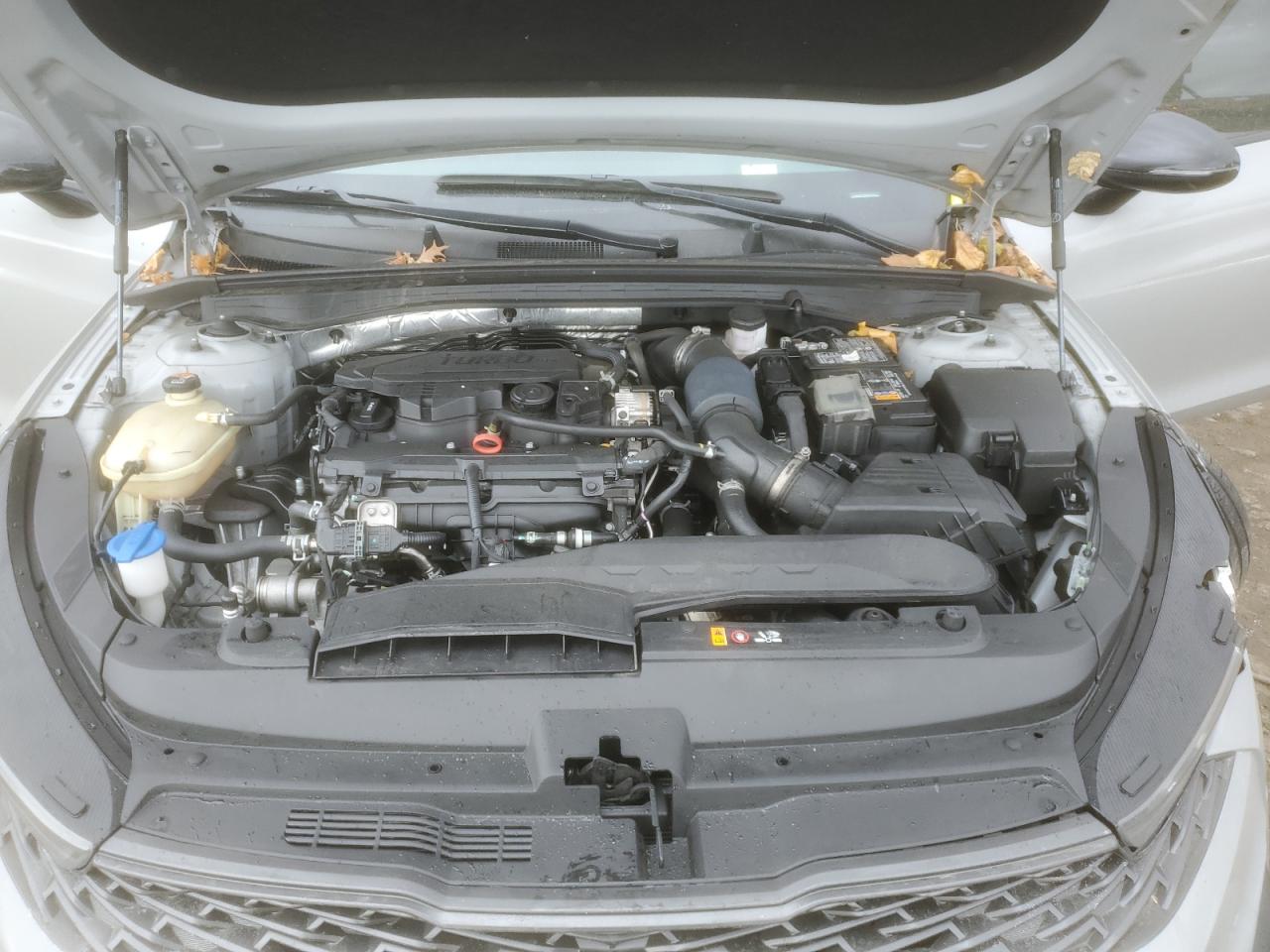 2024 Kia K5 - Image 12
