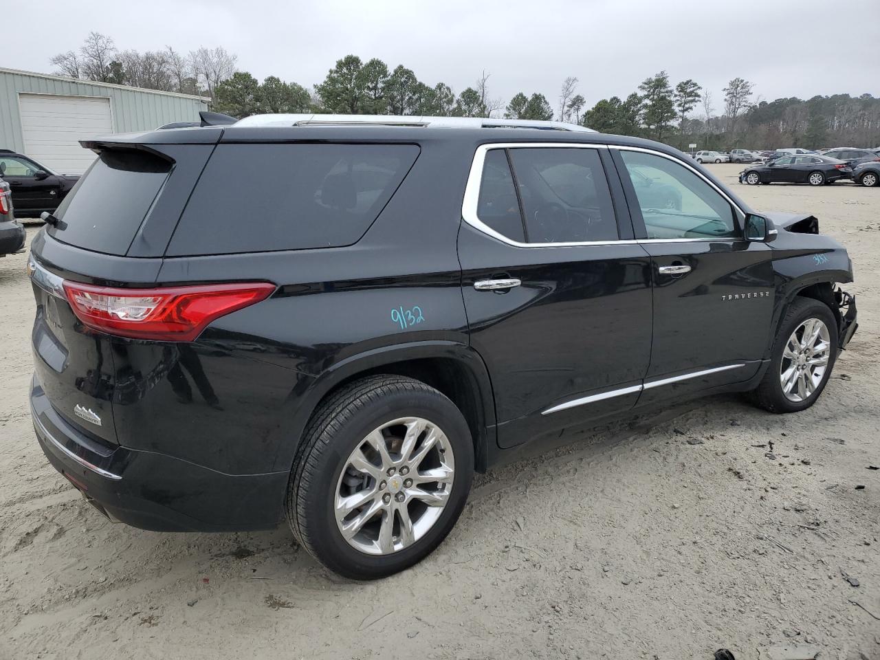2021 Chevrolet Traverse - Image 3