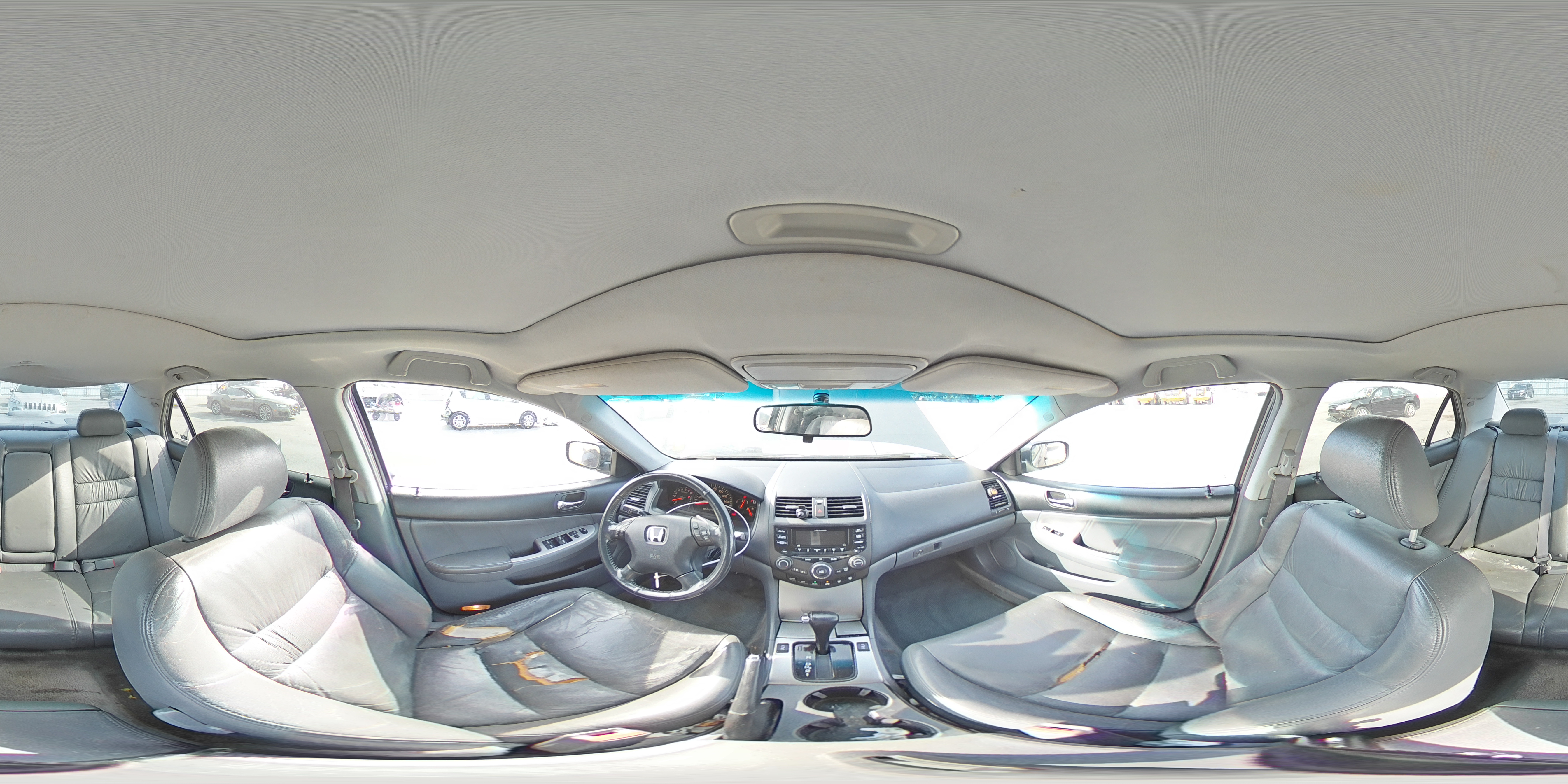 2005 Honda Accord - Image 12