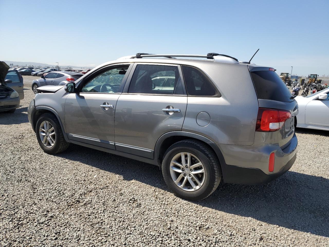 2014 Kia Sorento - Image 2