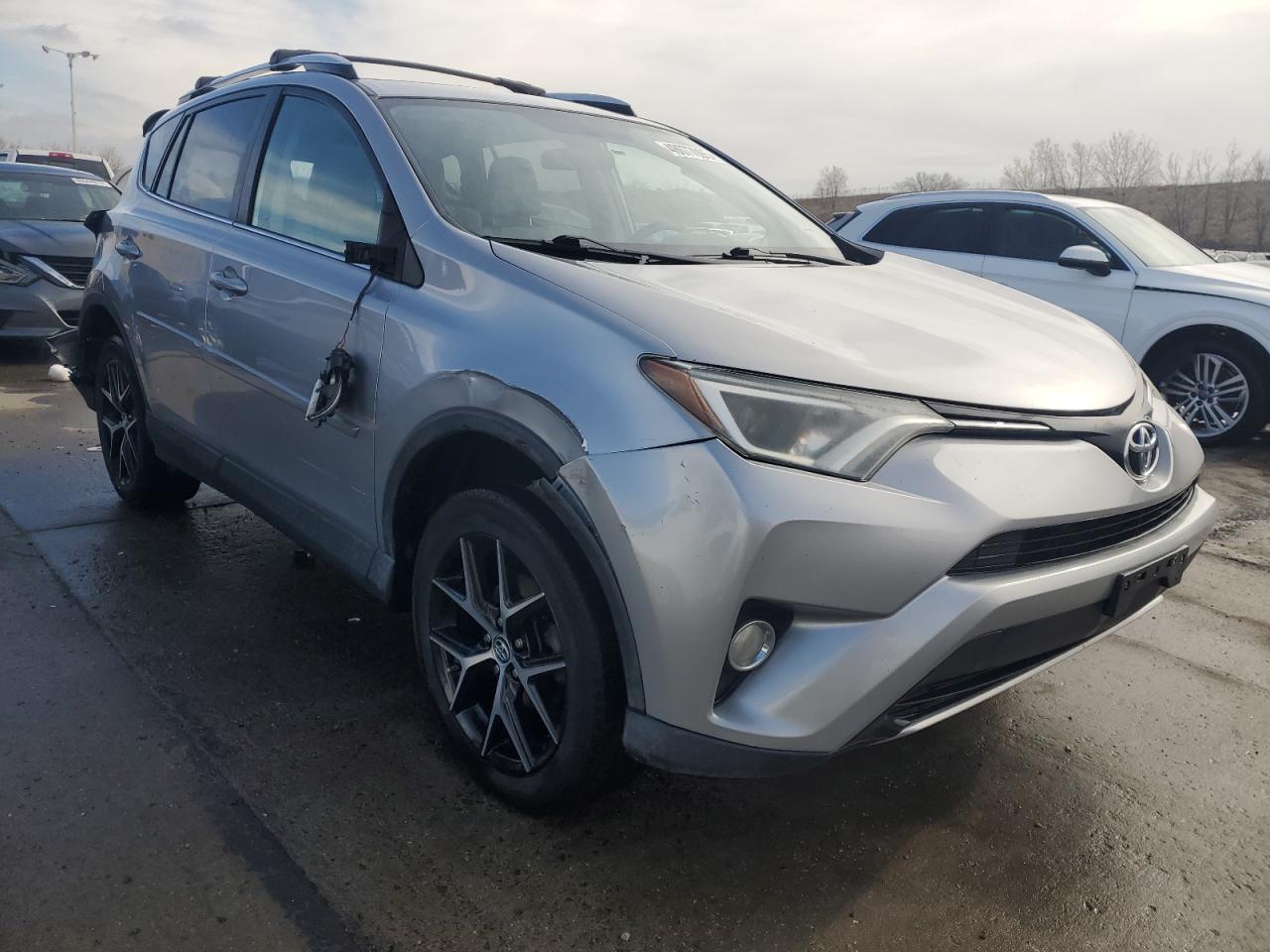 2016 Toyota RAV 4 - Image 4
