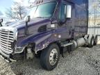 2015 Freightliner Cascadia Semi Truck de vânzare în Louisville, KY - All Over
