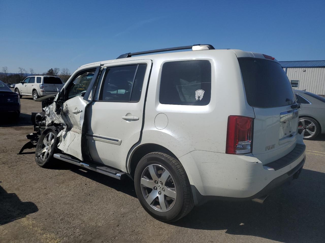 2015 Honda Pilot - Image 2