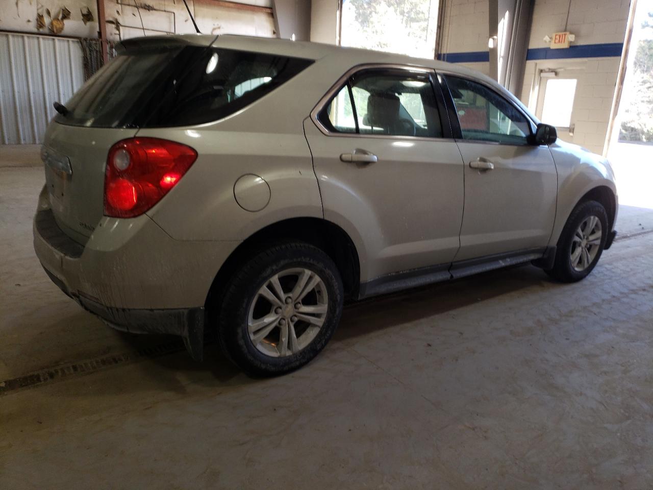2013 Chevrolet Equinox - Image 3