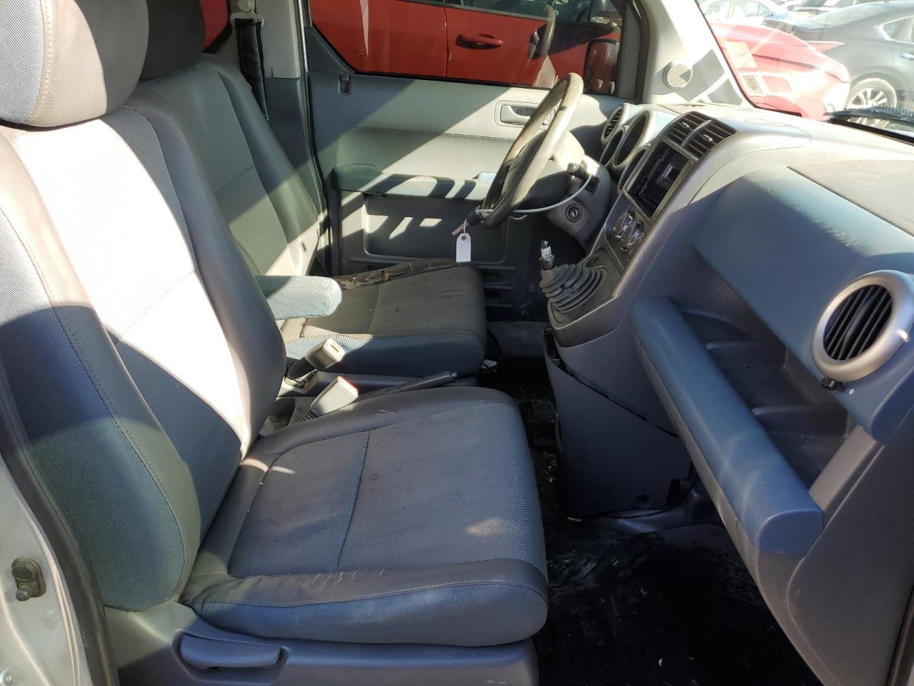 2003 Honda Element - Image 7