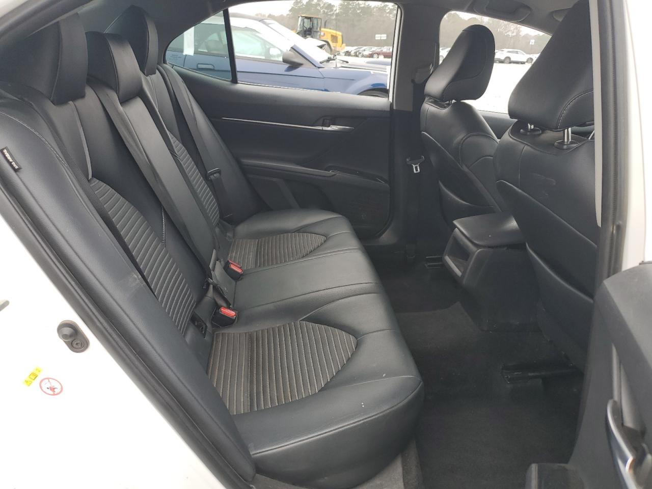 2019 Toyota Camry - Image 10