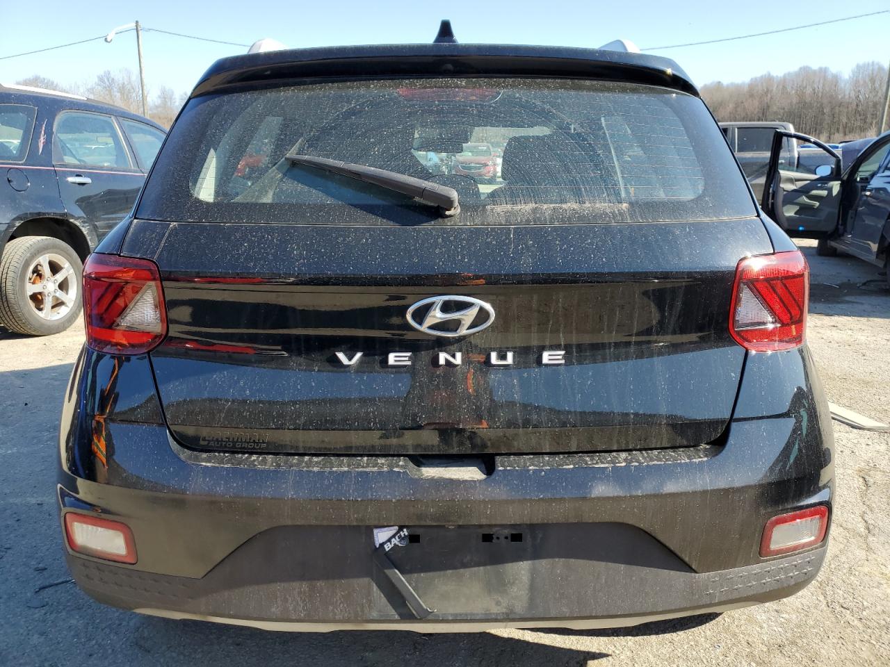2020 Hyundai Venue - Image 6