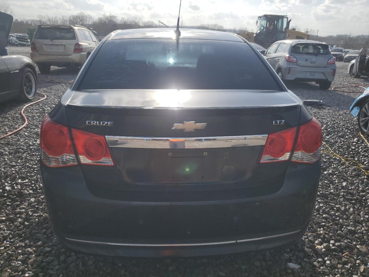 2011 Chevrolet Cruze - Image 6