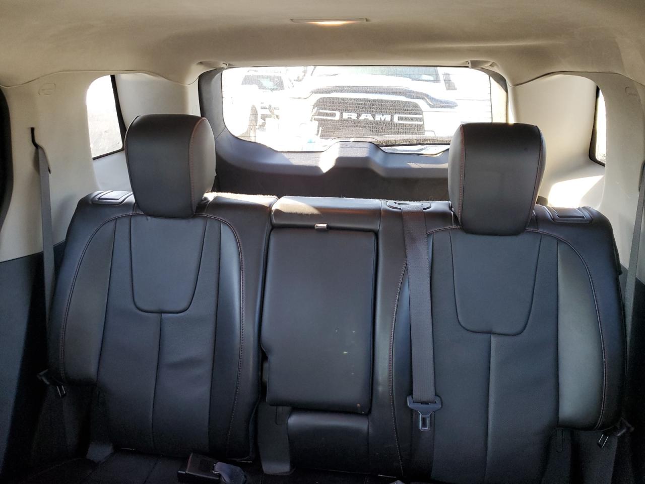 2016 GMC Terrain - Image 10