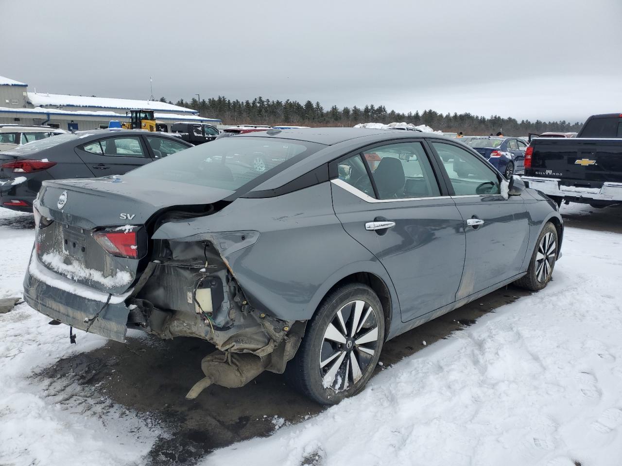 2021 Nissan Altima - Image 3