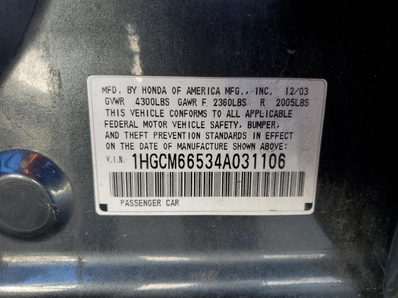 2004 Honda Accord - Image 12