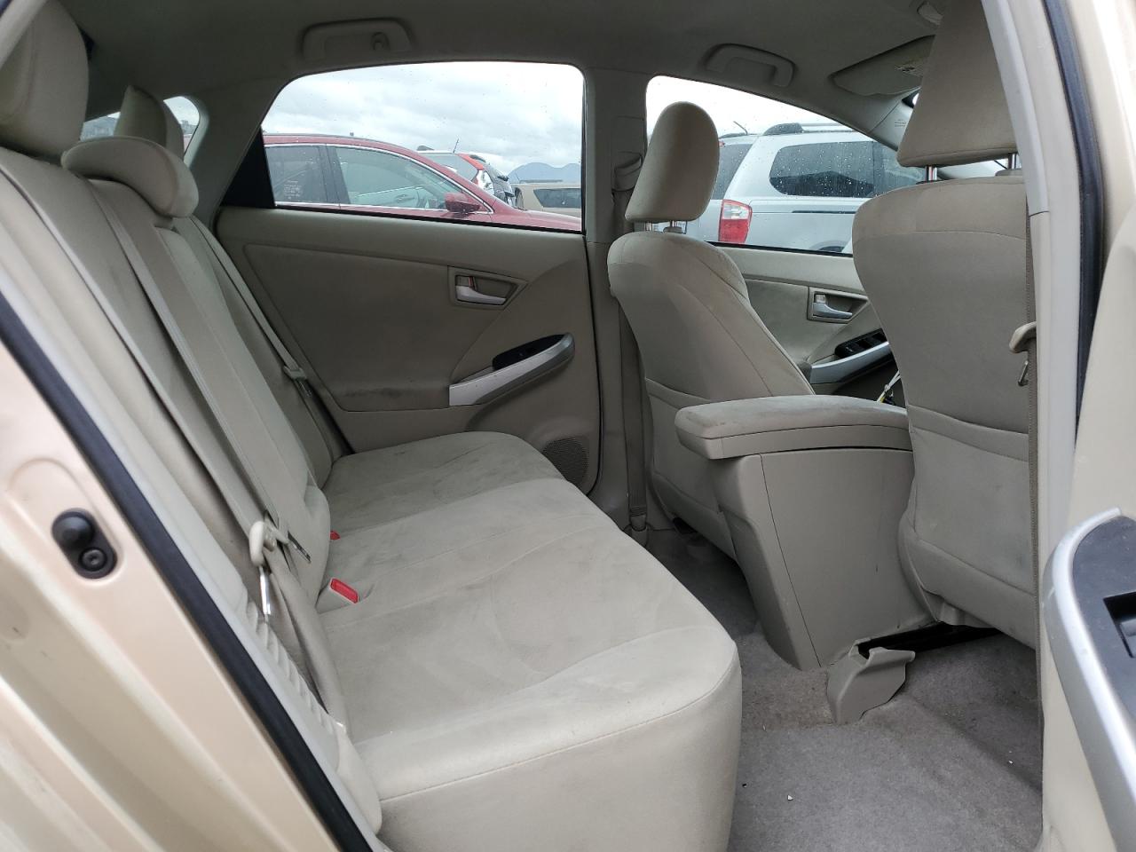 2011 Toyota Prius - Image 10