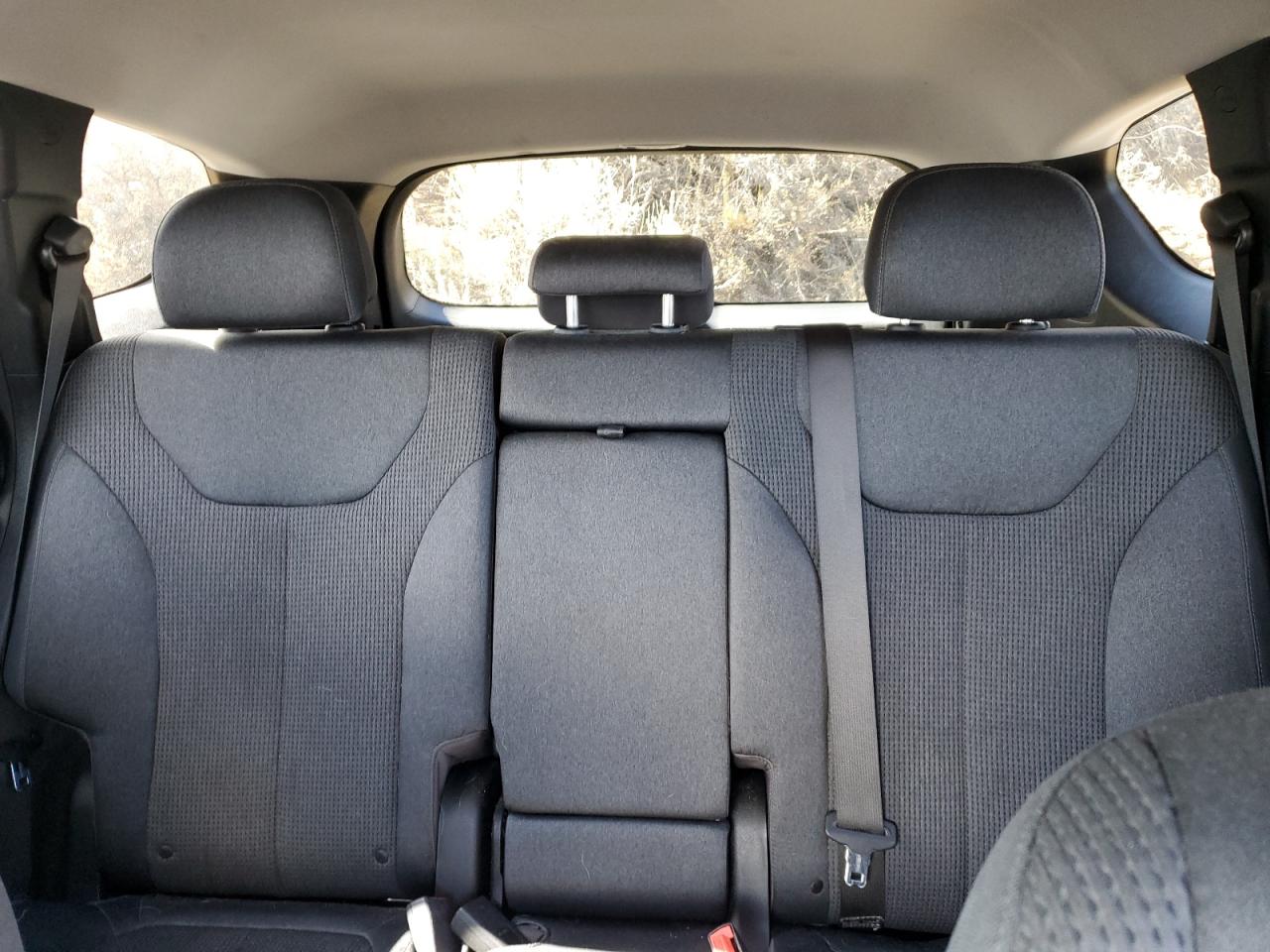 2019 Hyundai Santa Fe - Image 10