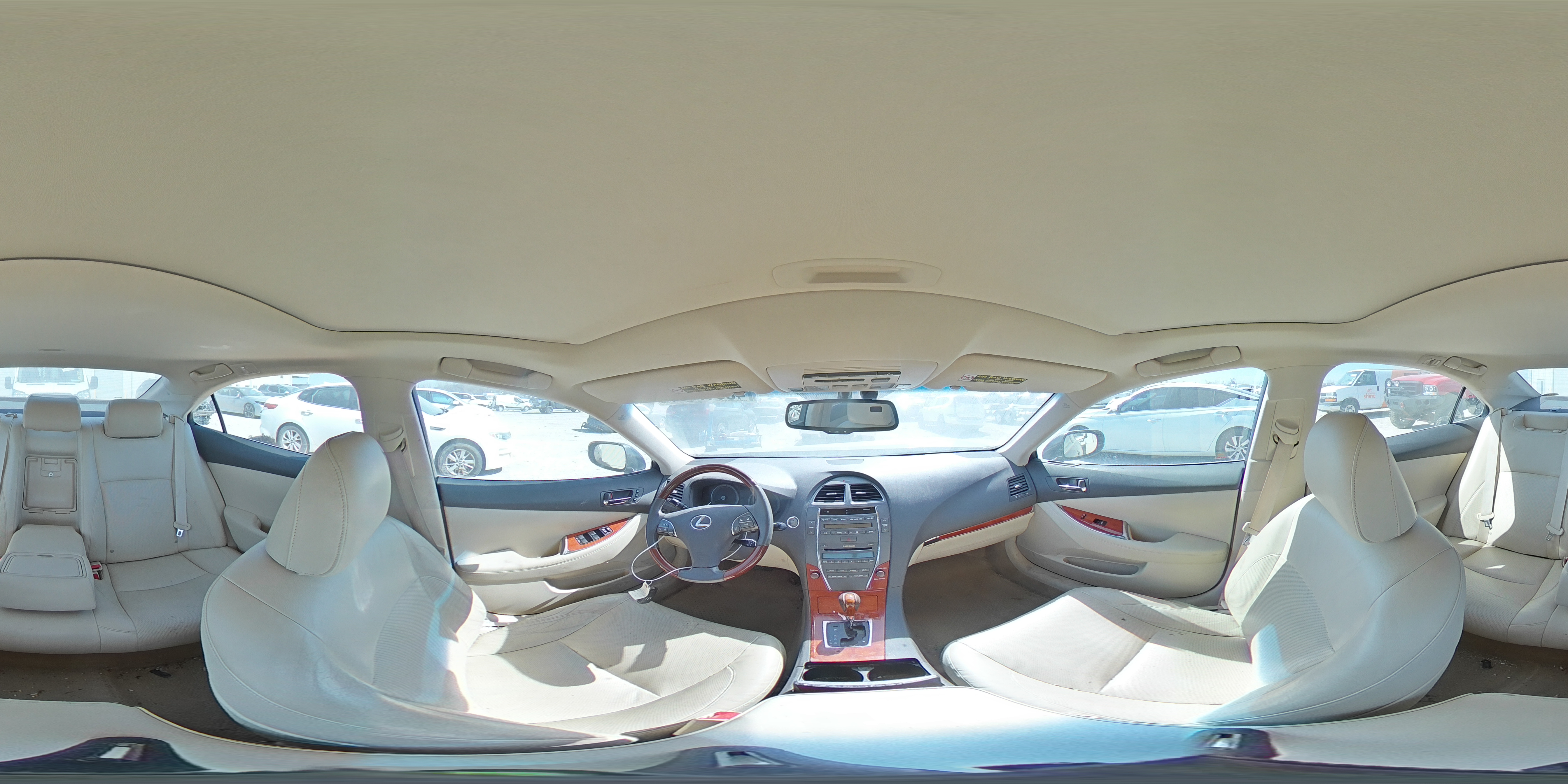 2011 Lexus ES - Image 13