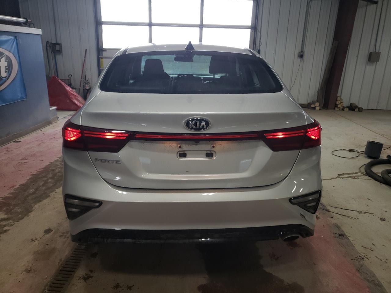 2021 Kia Forte - Image 6