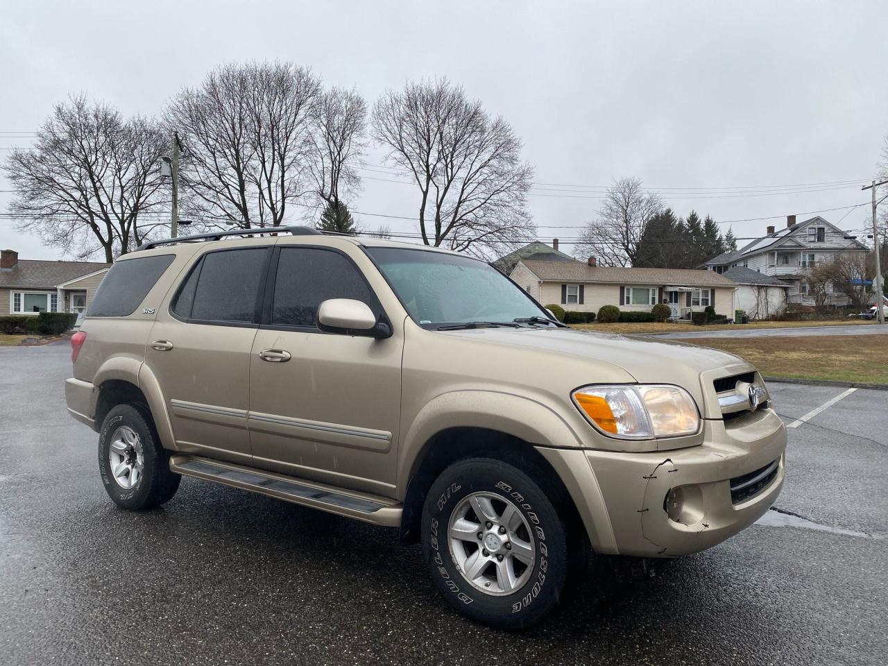 2005 Toyota Sequoia Sr5 de vânzare în New Britain, CT - Normal Wear