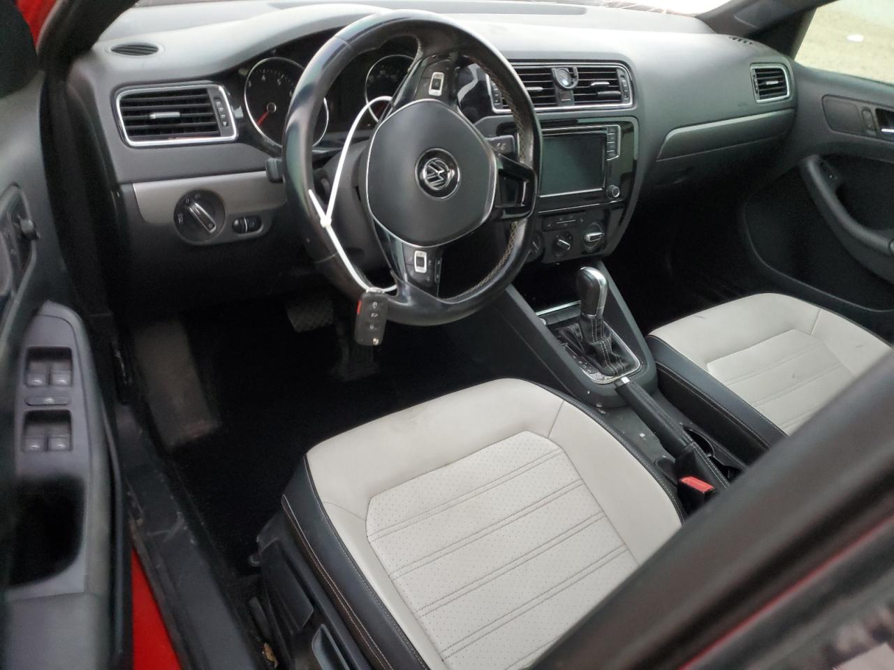 2016 Volkswagen Jetta - Image 8