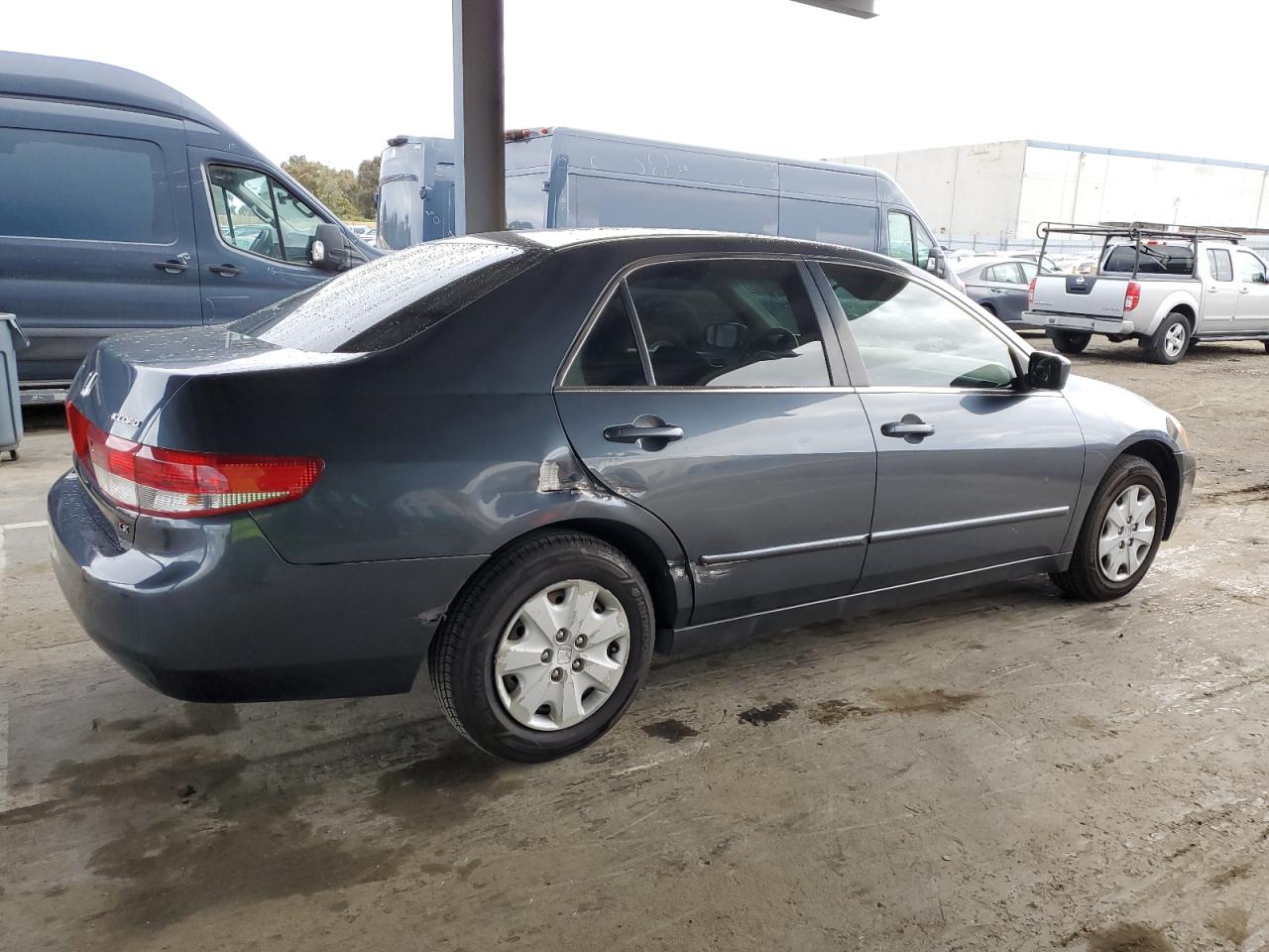 2004 Honda Accord - Image 3