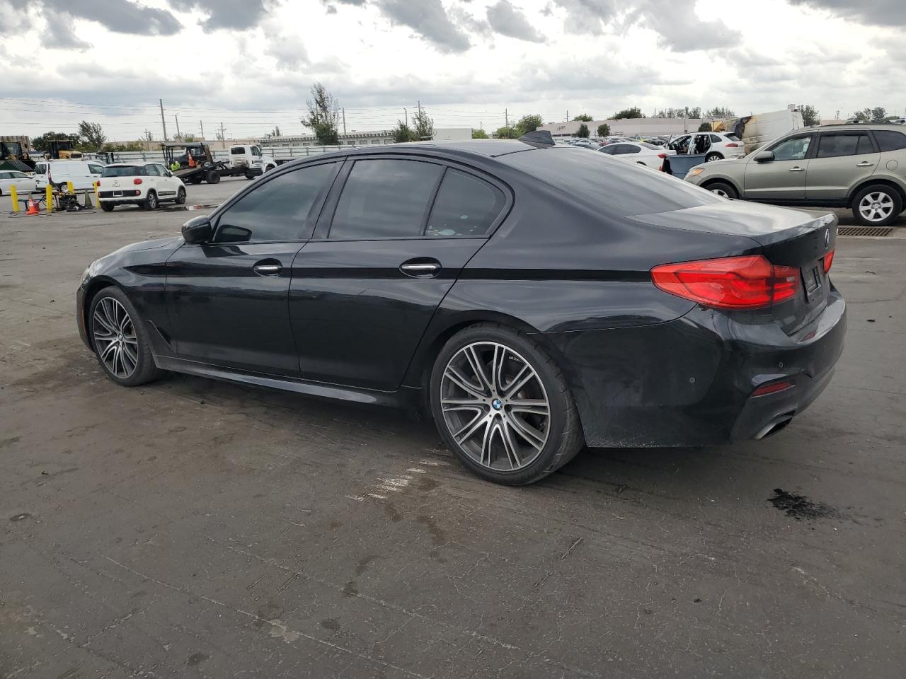 2017 BMW 5er - Image 2