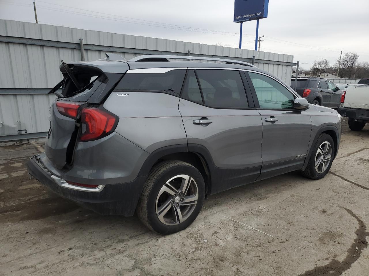2018 GMC Terrain - Image 3
