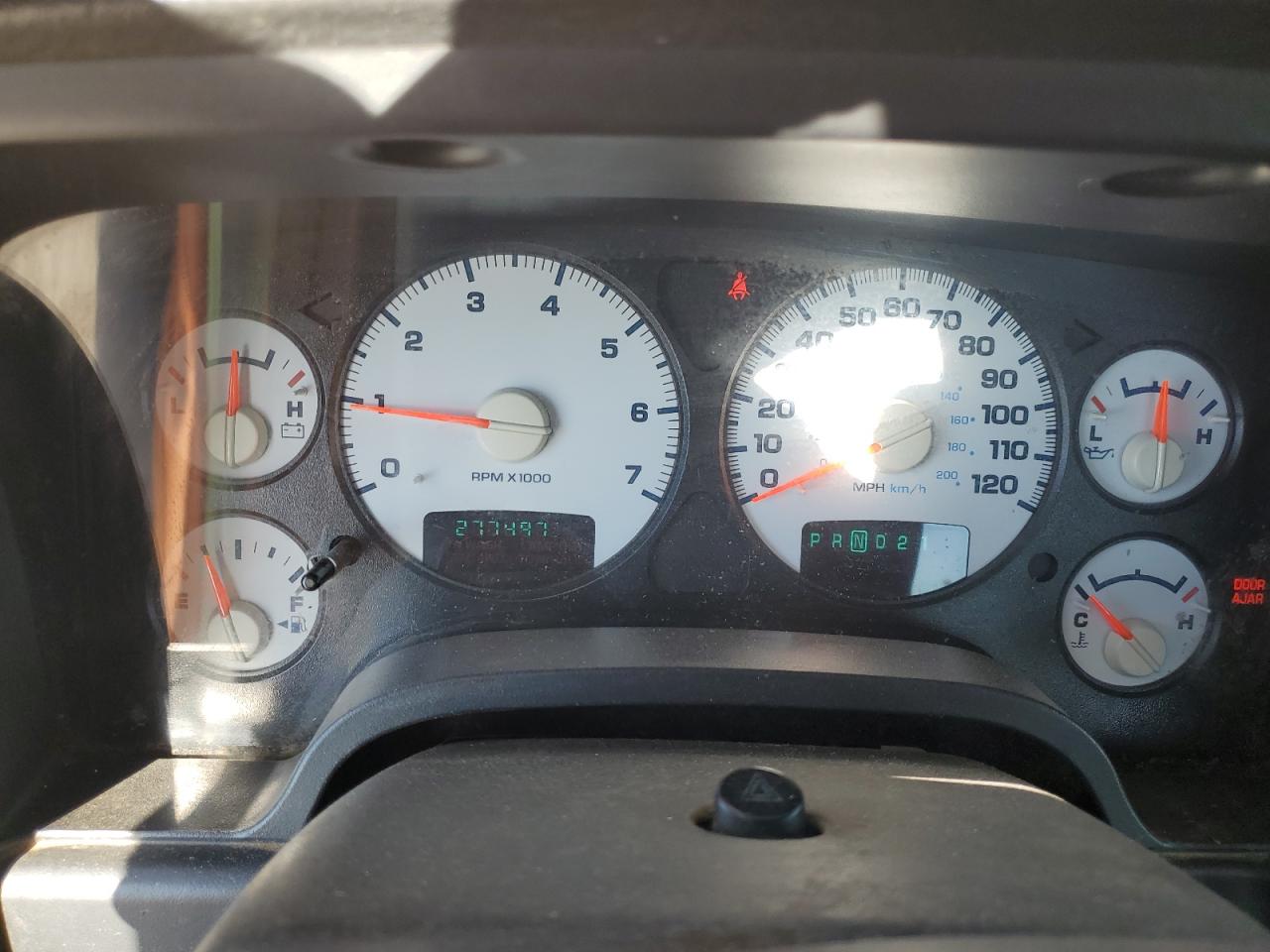 2004 Dodge RAM - Image 9