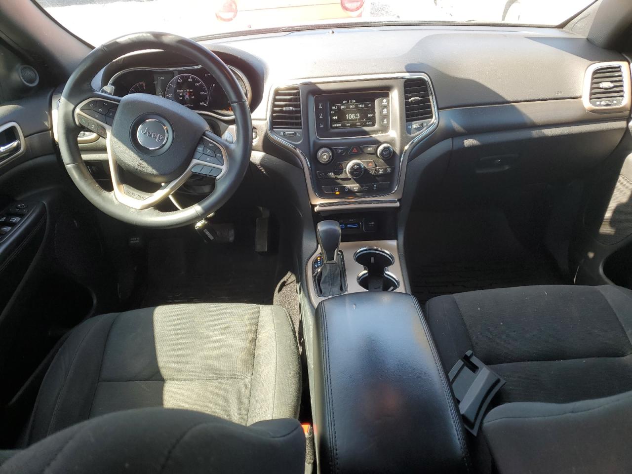 2017 Jeep Grand Cherokee - Image 8