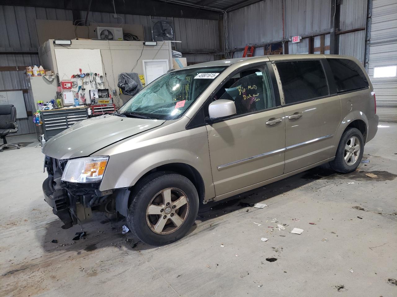 2008 Dodge Grand Caravan Sxt للبيع في Rogersville، MO - Front End