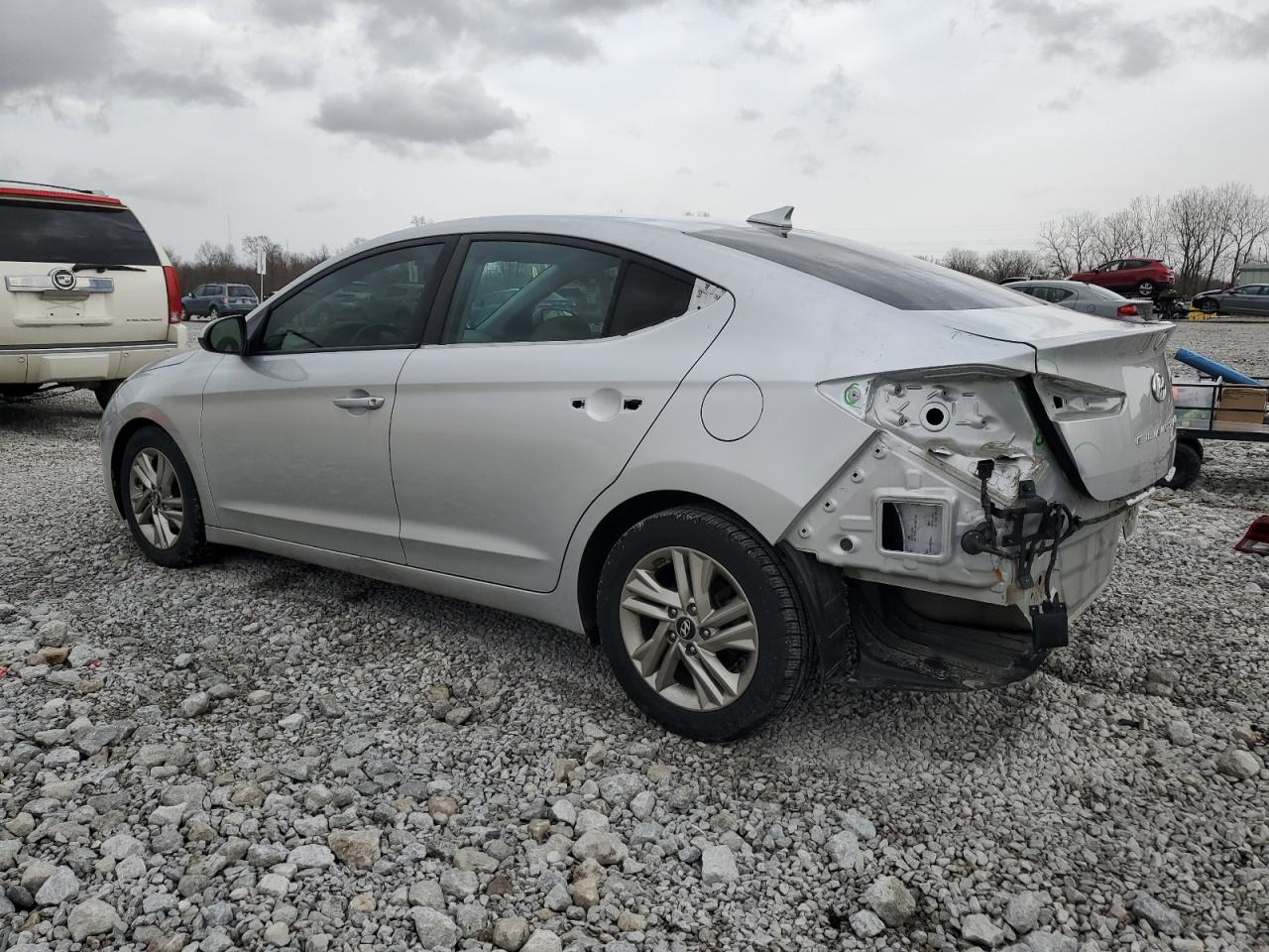 2019 Hyundai Elantra - Image 2