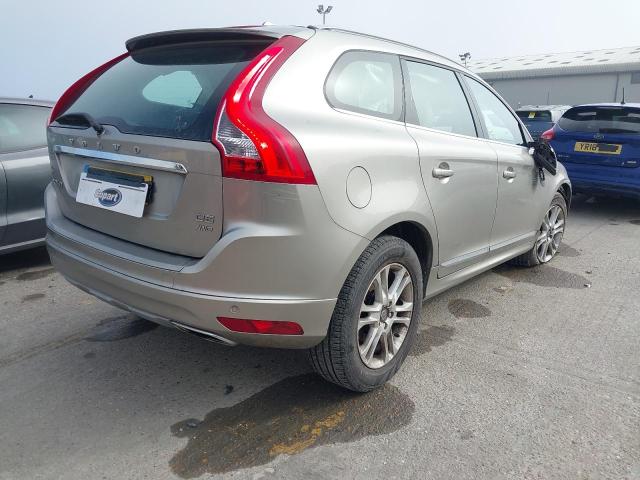 2016 VOLVO XC60 SE LU