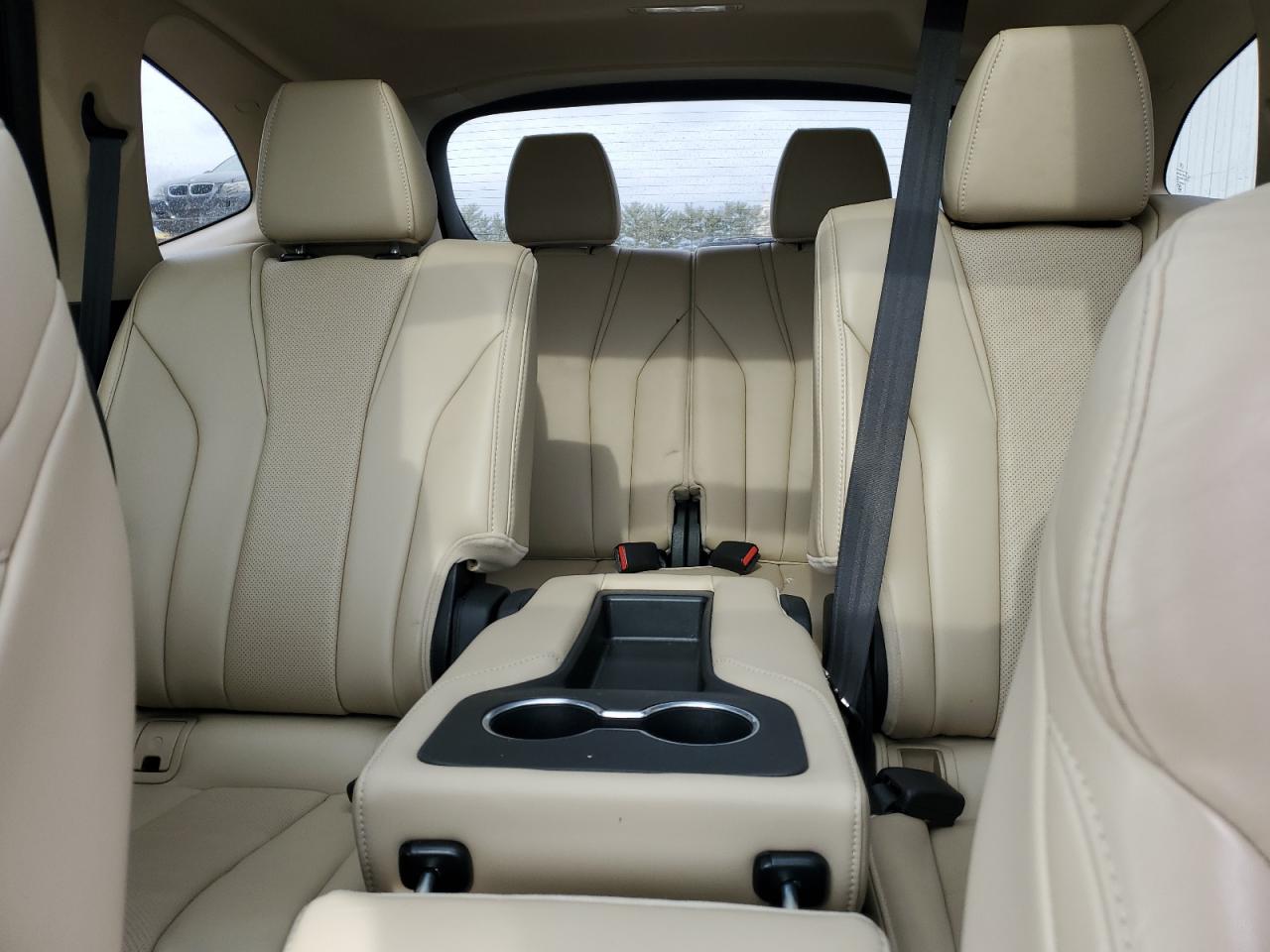 2022 Acura MDX - Image 10