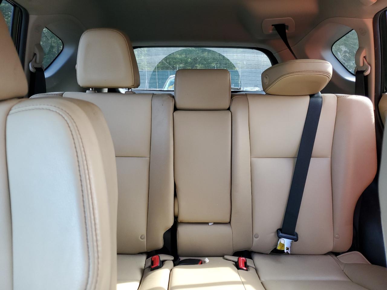 2013 Toyota RAV 4 - Image 10