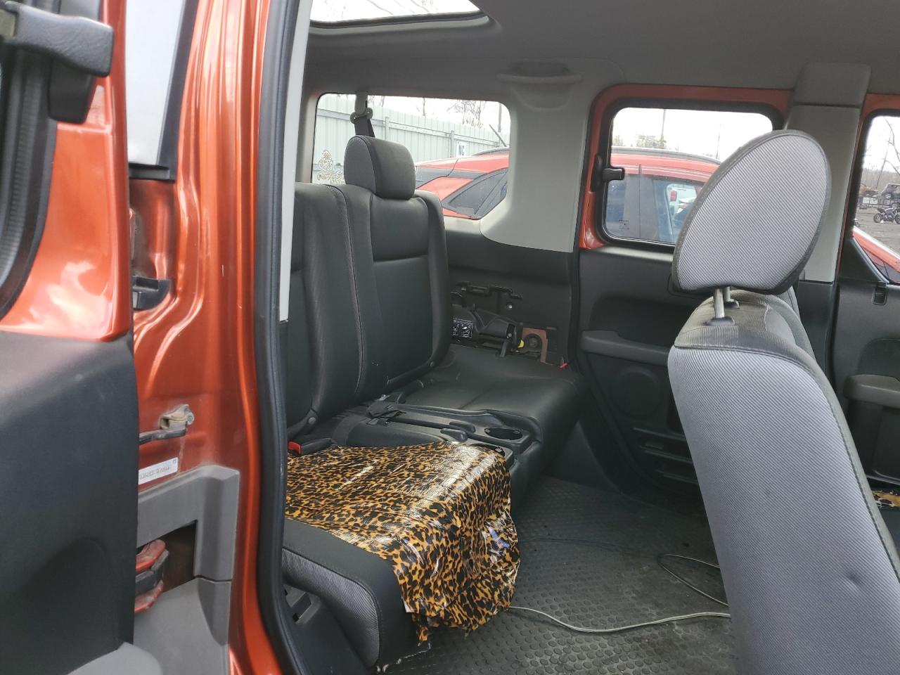 2005 Honda Element - Image 10