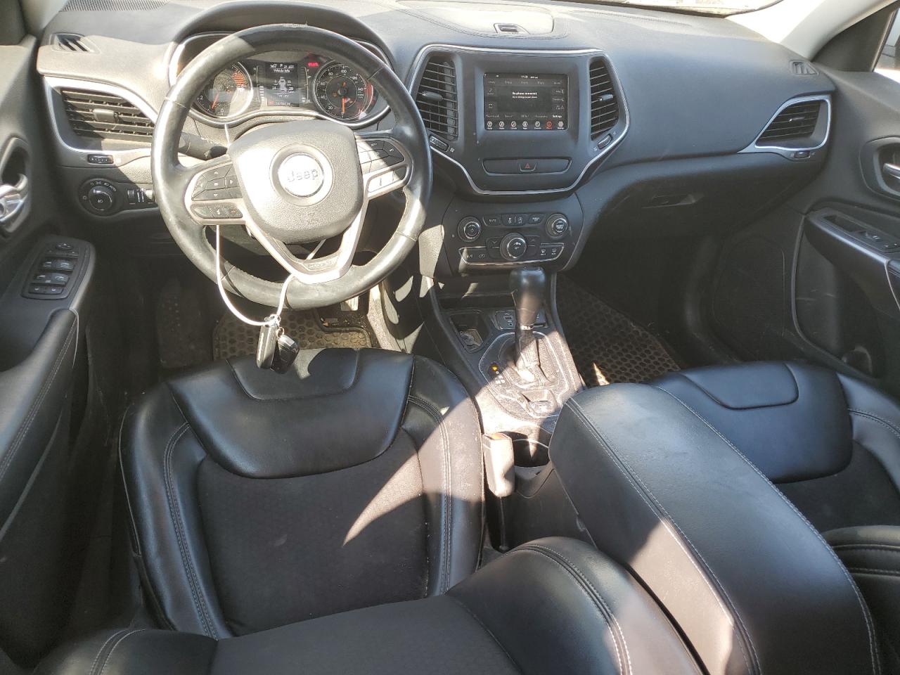 2019 Jeep Grand Cherokee - Image 8