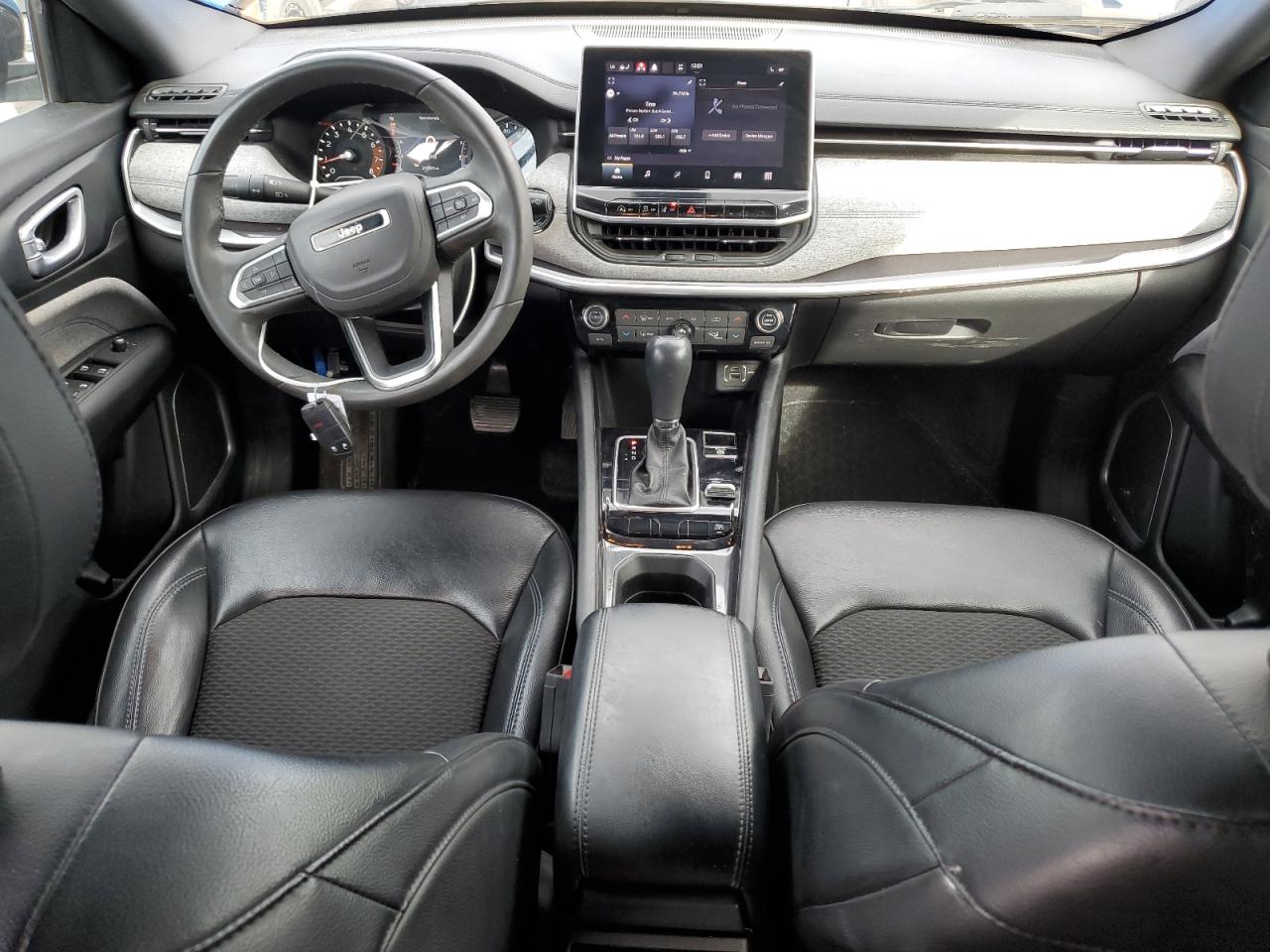3c4njdbn0pt551447 3C4NJDBN0PT551447 2023 Jeep Compass Latitude