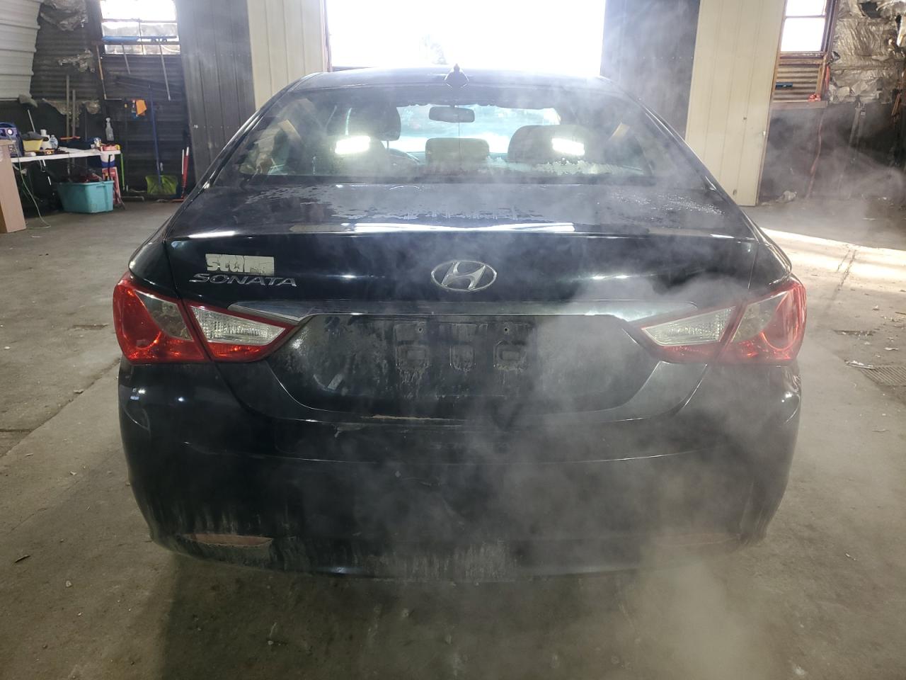 2013 Hyundai Sonata - Image 6