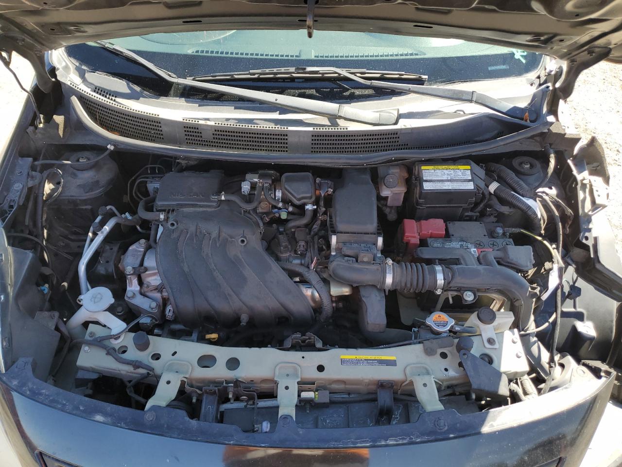 2013 Nissan Versa - Image 11