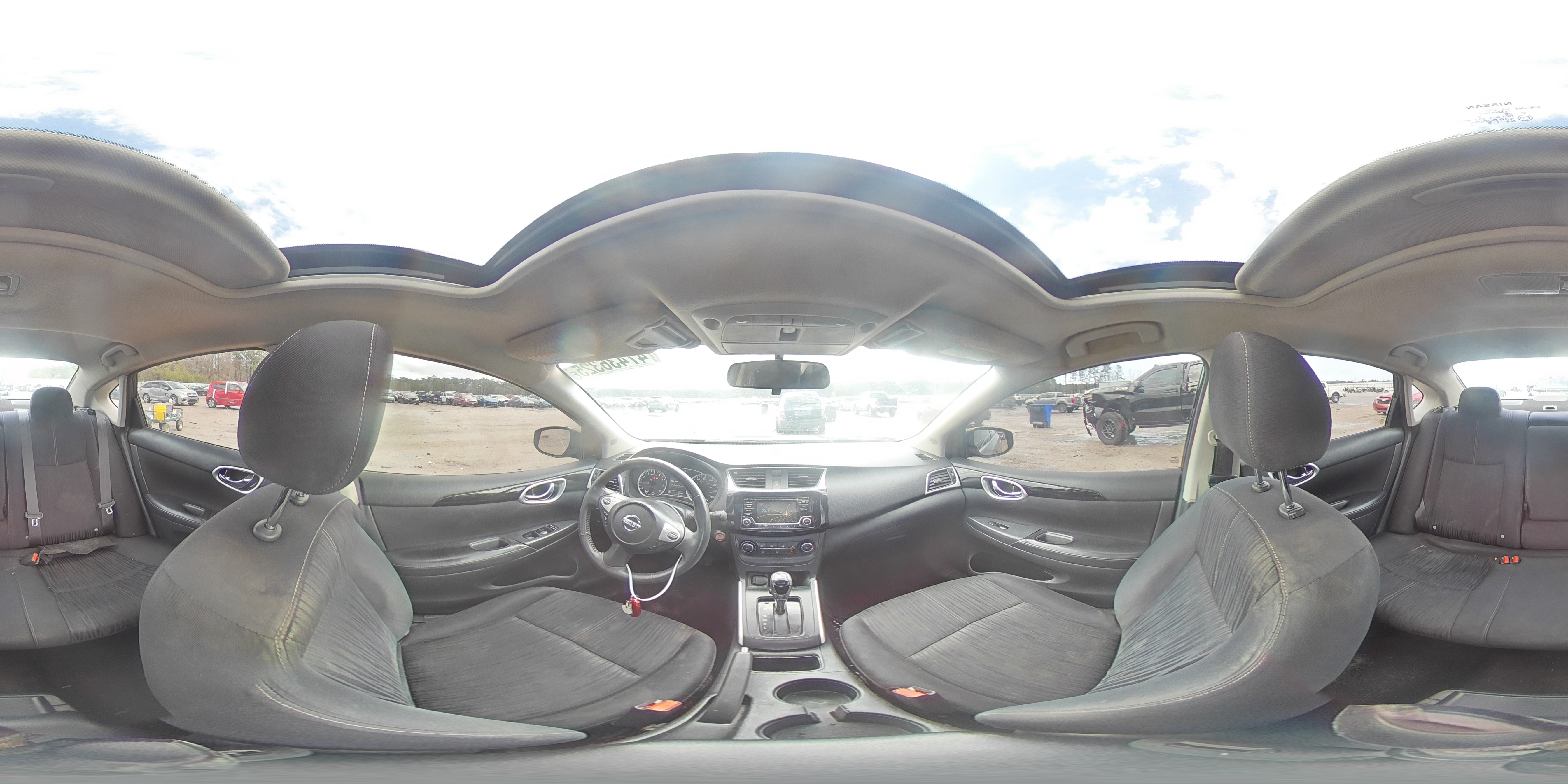 2016 Nissan Sentra - Image 13