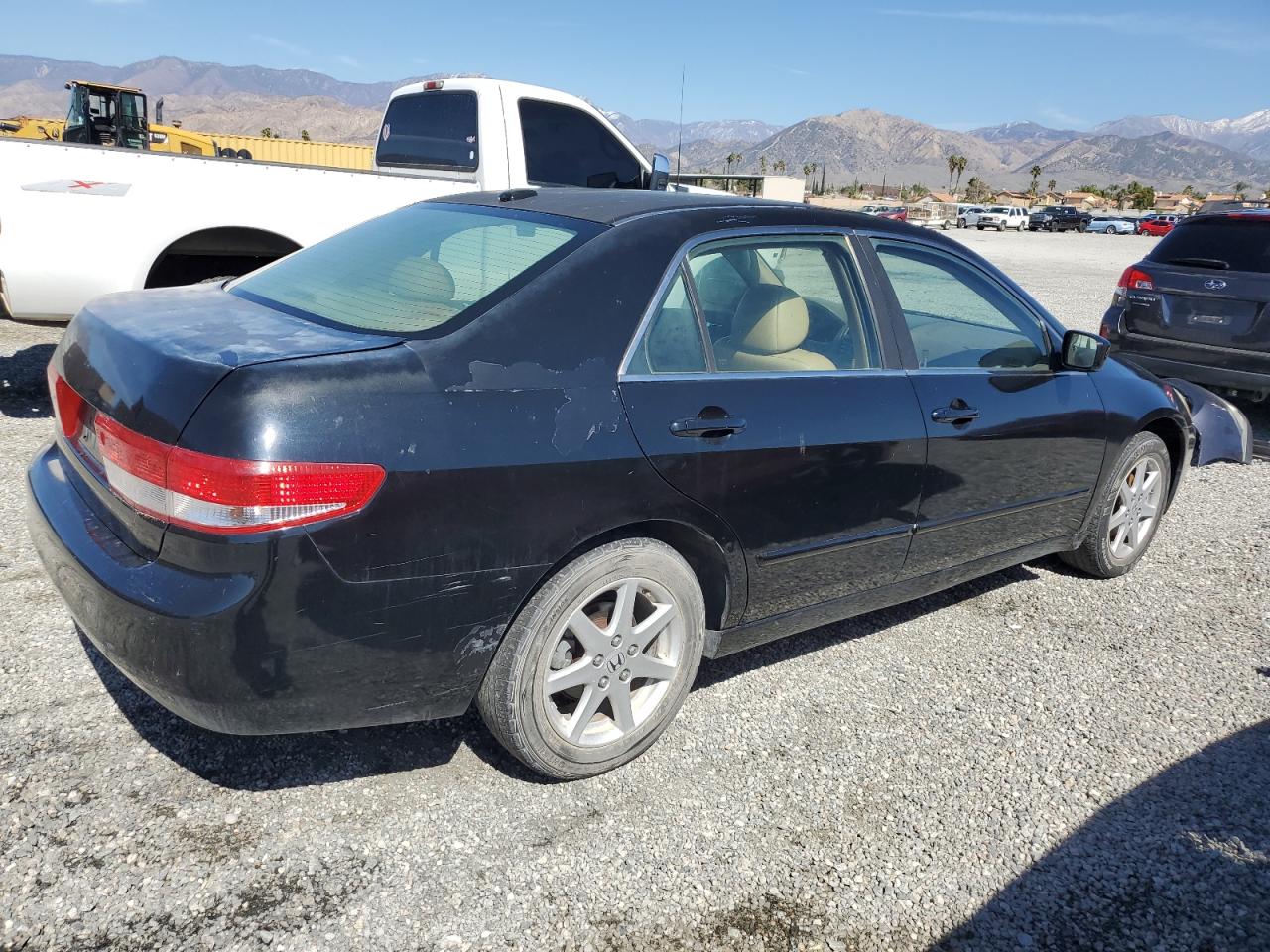 2004 Honda Accord - Image 3